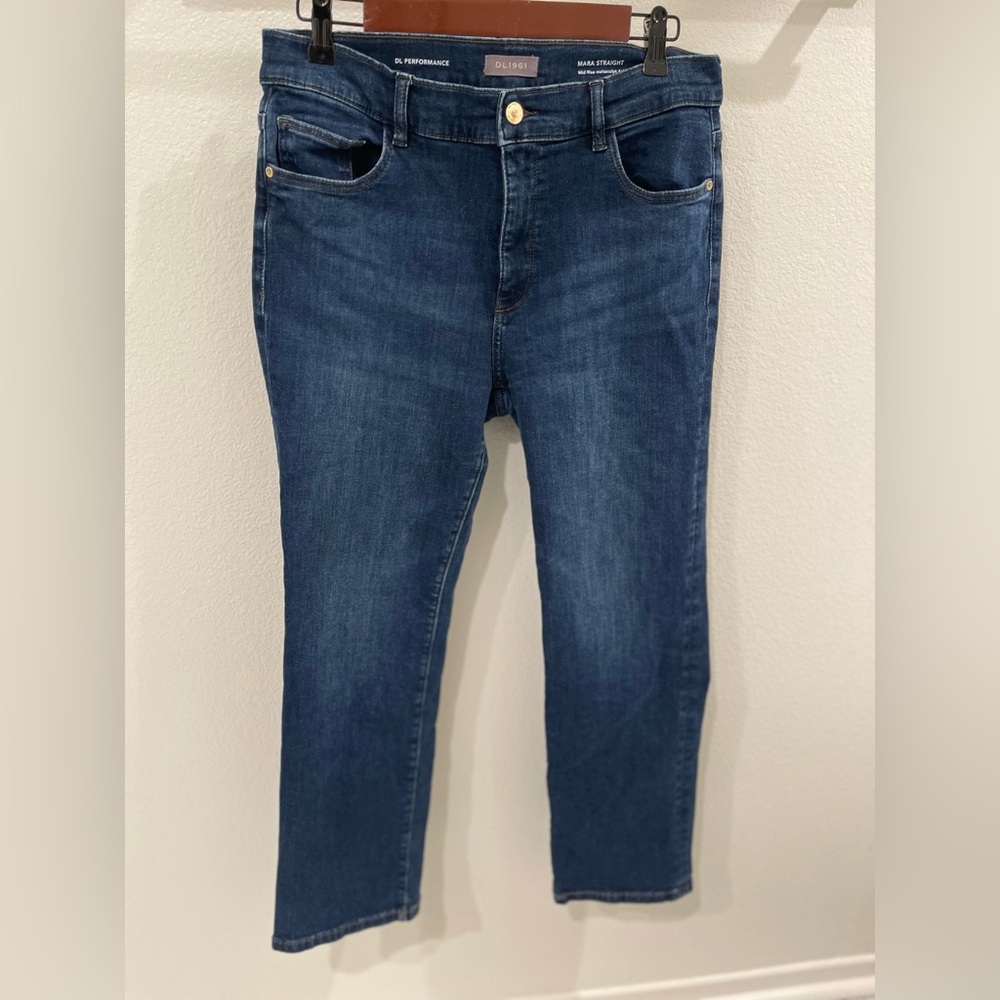 DL1961 Mara Straight Mid-Rise Instasculpt Ankle Jeans Women's Size 31